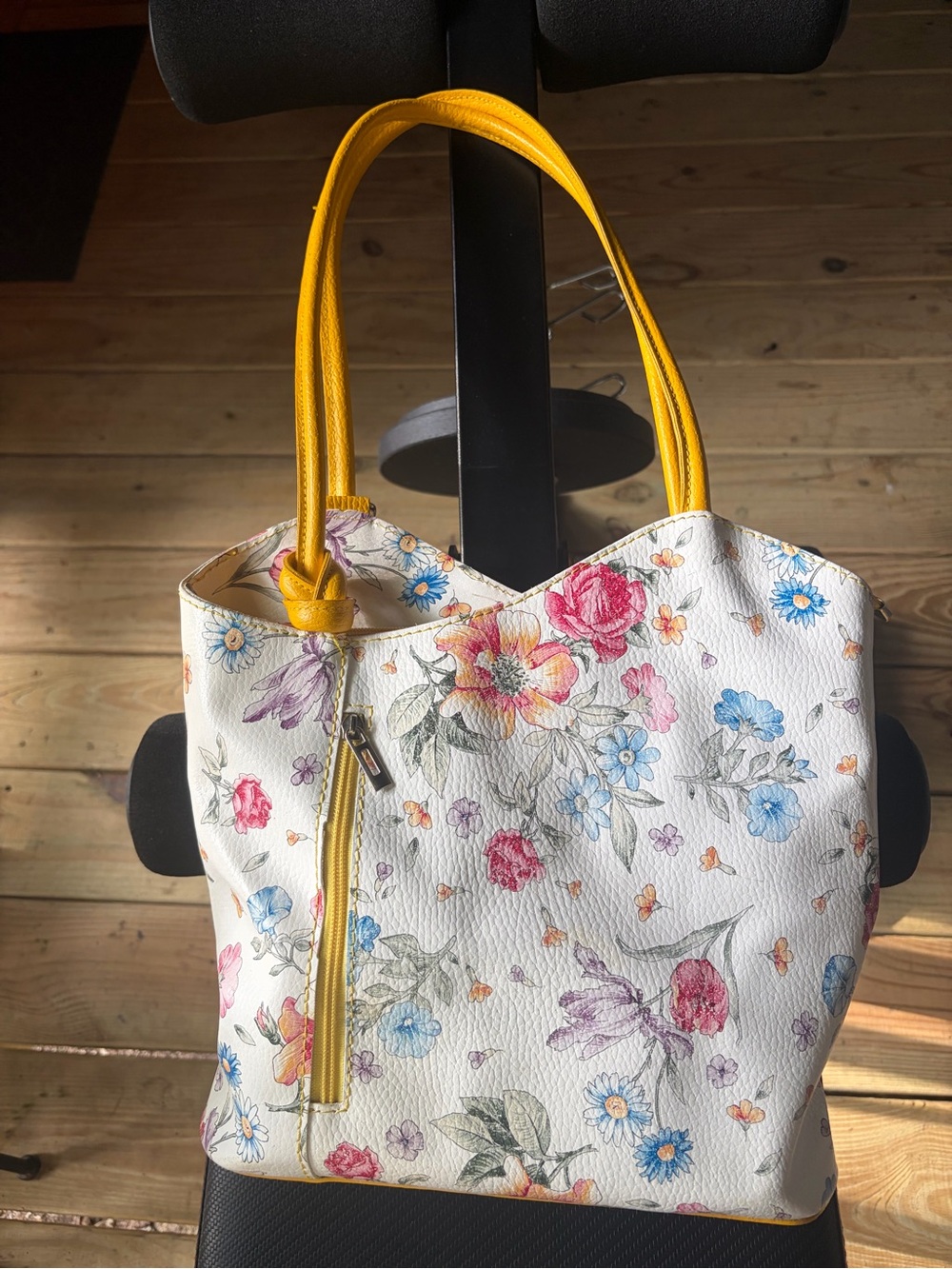 White Floral Shoulder Bag with Yellow Handles - Picture 5 of 15